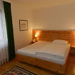 Kuegler-eppich, Kuep Kg Πανσιόν 3*