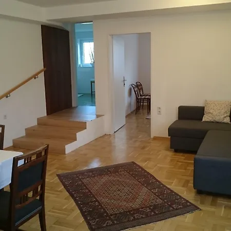 Πανσιόν Kuegler-eppich, Kuep Kg Proleb