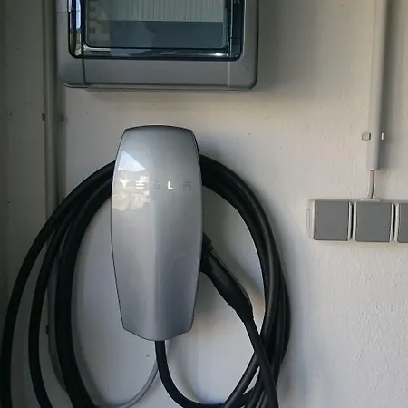 Kuegler-eppich, Kuep Kg Konukevi Proleb